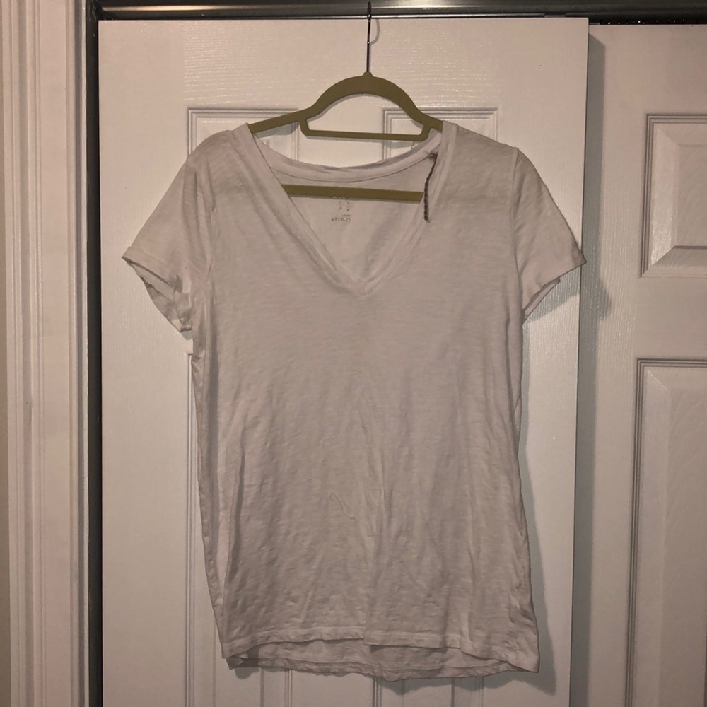White comfy tee
